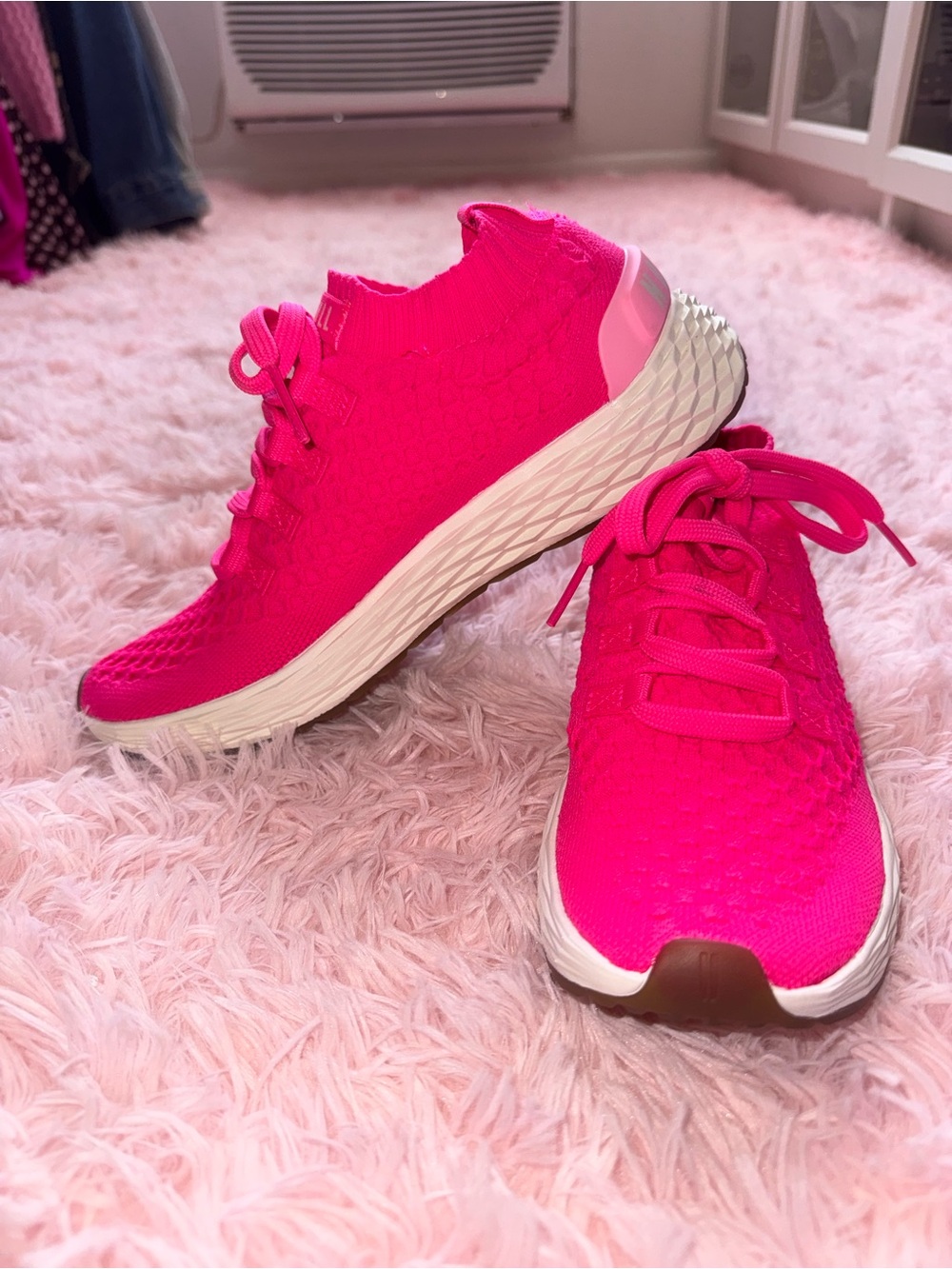 NOBULL Vivid Pink Knit Athletic Sneakers NEW IN BOX